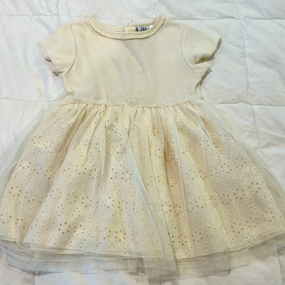 ZARA - size 2-3